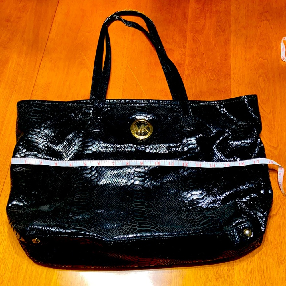 Michael Kors Snake skinned black leather tote